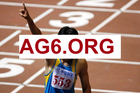 一位记者赛后给马兹拉维送零食，球员很感动并送上比赛球衣